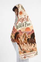 Mockup chăn có mũ Desert Wild & Free